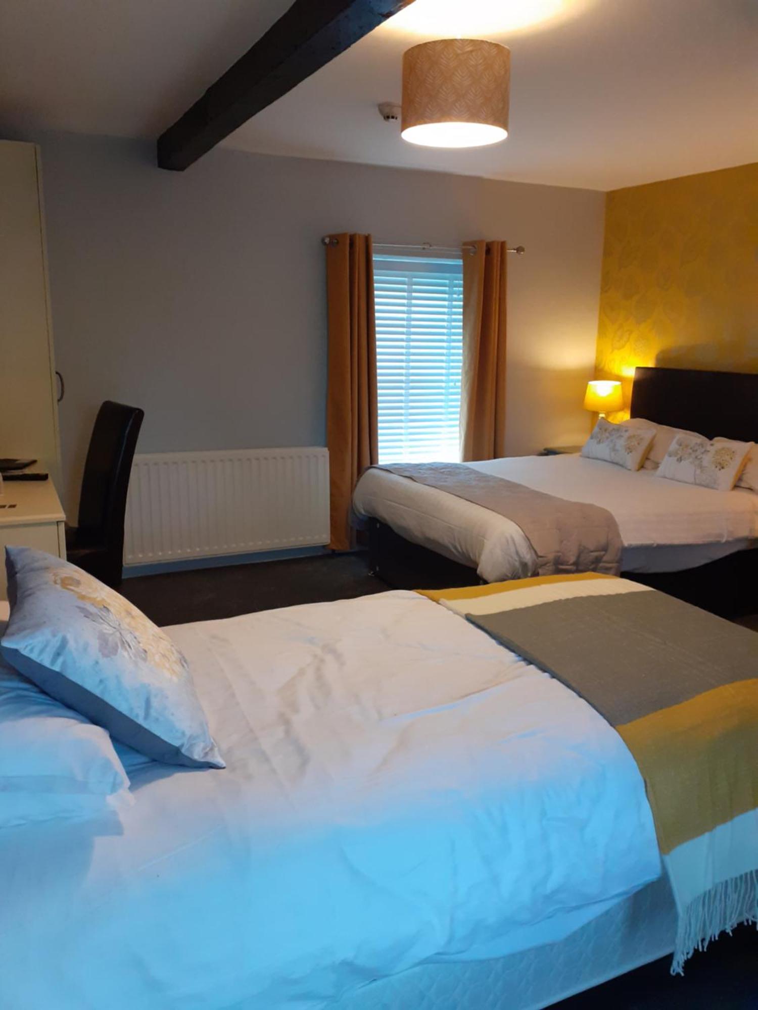 Crossroads House Hotel Карлайл Екстериор снимка